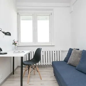  Kwatera prywatna Rooms4less